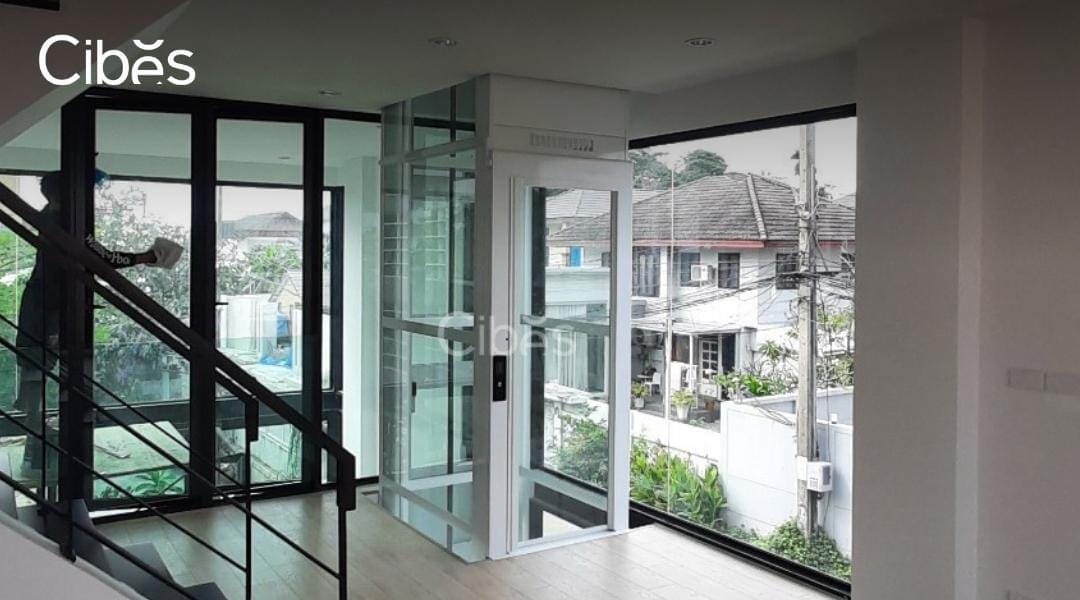is my home big enough for a lift 04 ลิฟท์บ้านรุ่น V80 Galaxy Basilica Lights ติดตรงมุมของบ้าน ใกล้บริเวณทางขึ้นบันได
