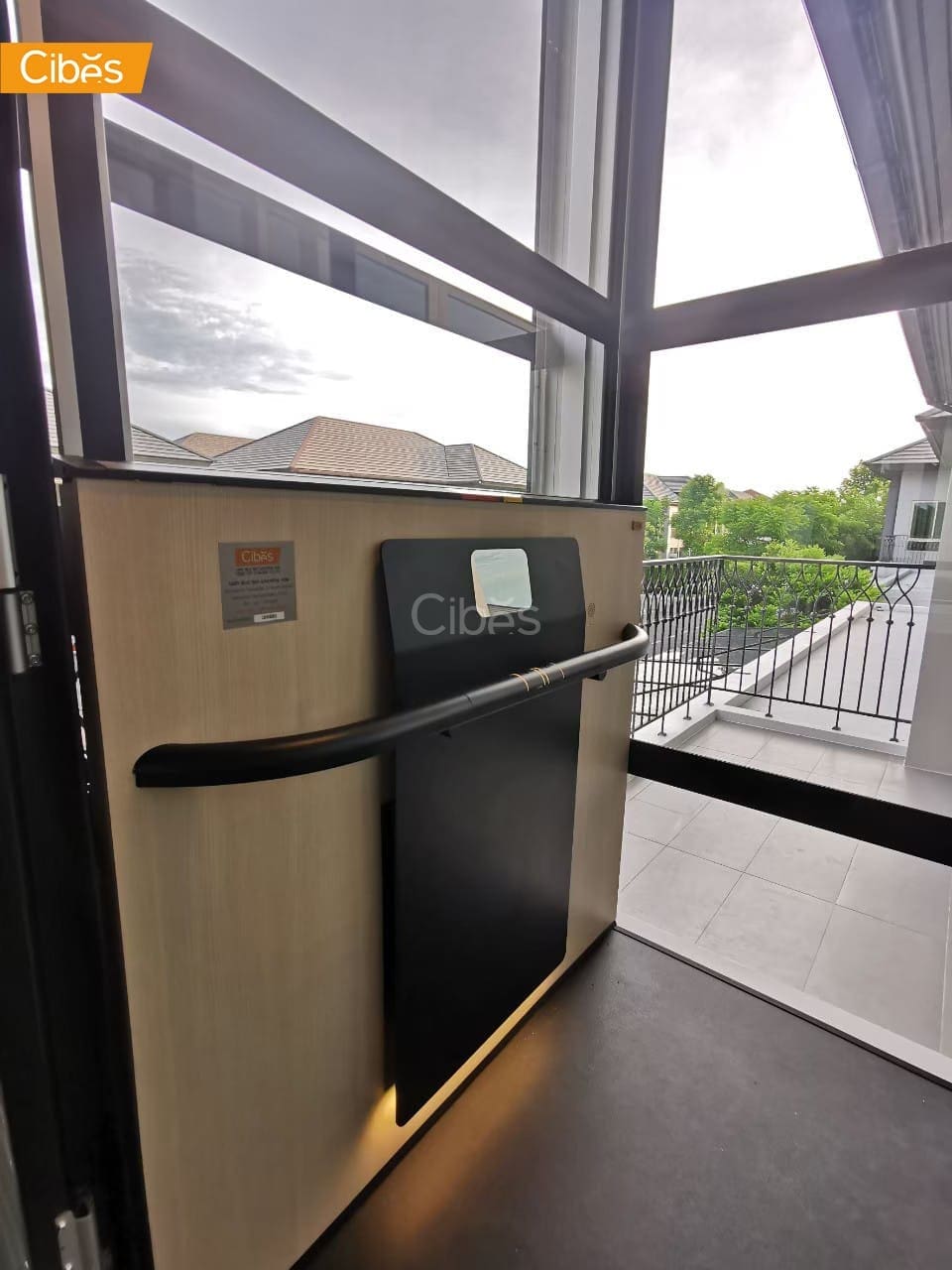 Cibes Air Gothic Graphite Black home lift 3 Cibes Air Gothic Graphite Black home lift 3
