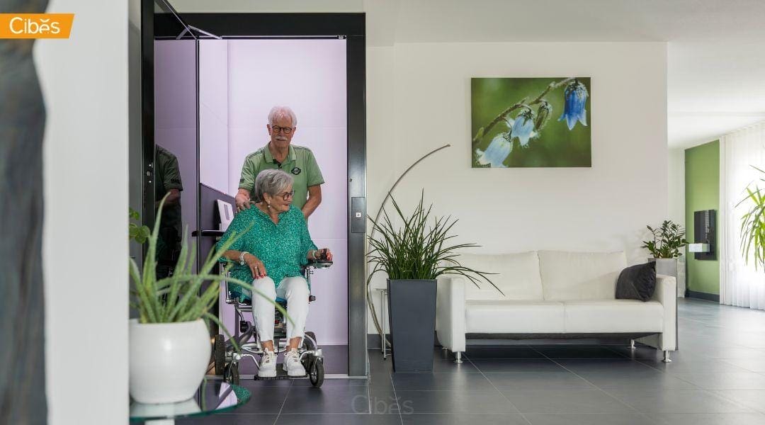 how to design luxury homes for seniors 02 Cibes Air® เป็นลิฟท์บ้านที่มีขนาดเริ่มต้น 1 ตารางเมตรทำให้เราสามารถจัดสรรพื้นที่ได้ดีขึ้น