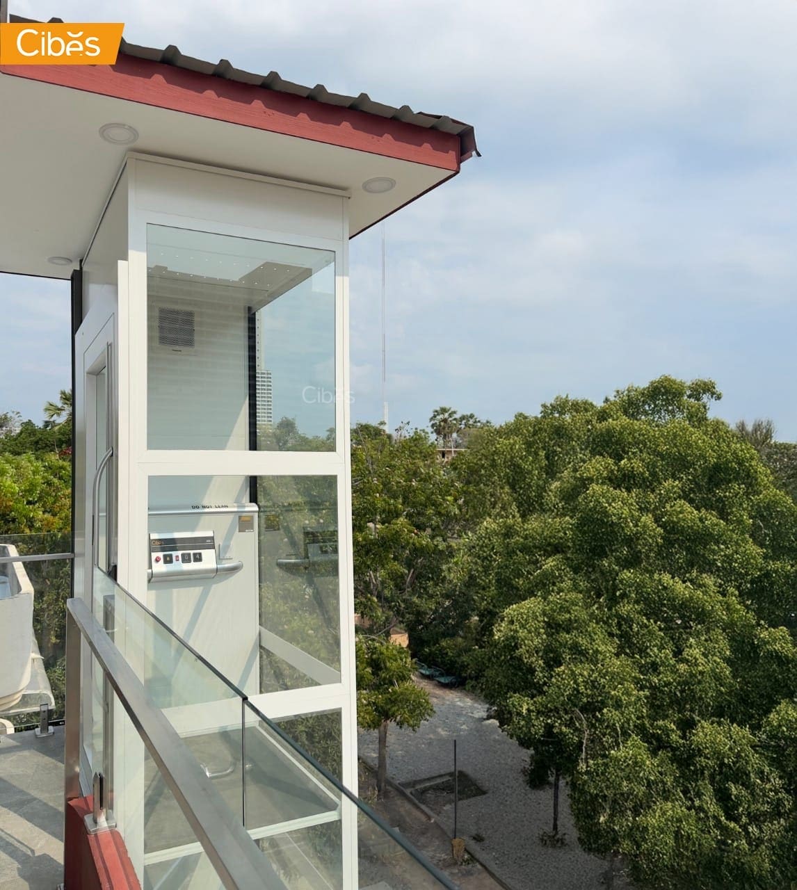 Cibes Uno @Pattaya Outdoor elevator ลิฟท์ภายนอก 1 Cibes Uno @Pattaya Outdoor elevator ลิฟท์ภายนอก 1