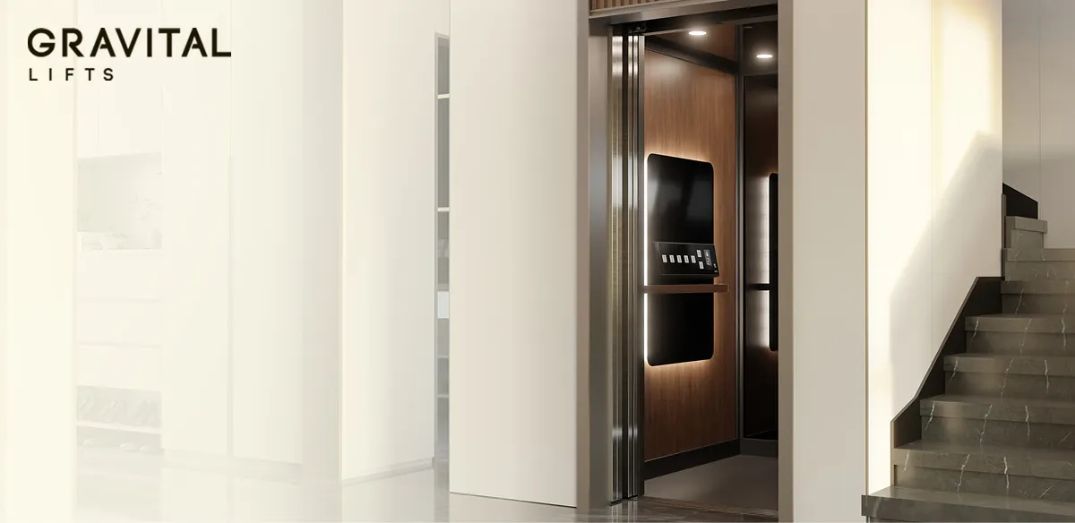 ลิฟท์บ้าน Gravital รุ่น Essence ที่ตั้งในปล่องลิฟท์ตรงช่องกลางบันได